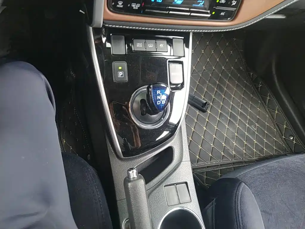 Toyota Corolla Dual Engine E+ 2020 — фото 14