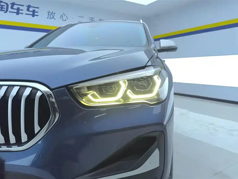 BMW X1 2021