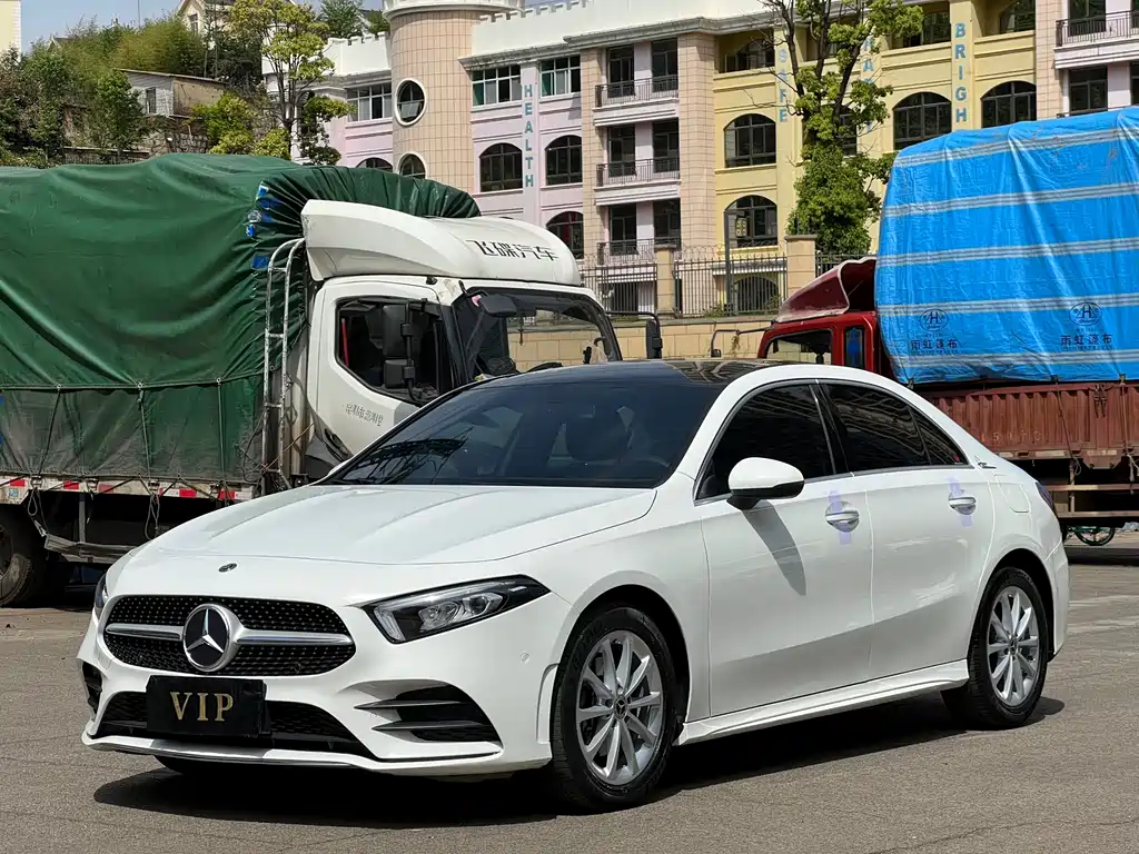 Mercedes-Benz A-Class 2020 — фото 1