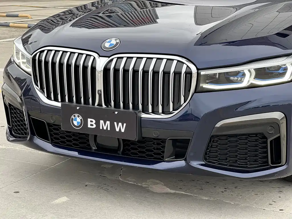 BMW 7 Series 2021 — фото 19