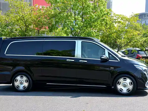 Mercedes-Benz V-Class 2023