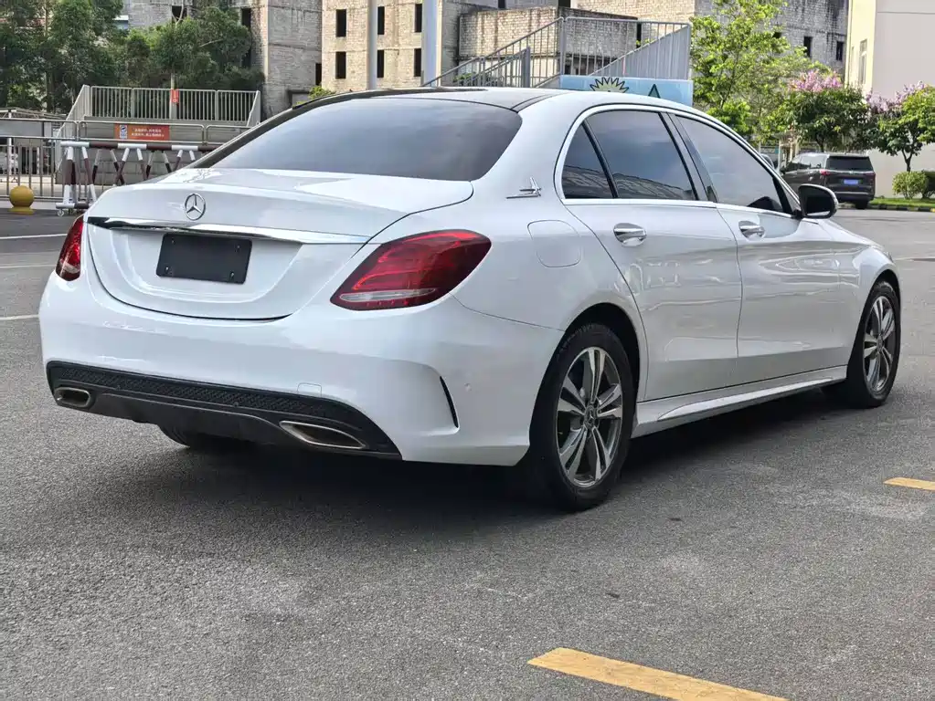 Mercedes-Benz C-Class 2018 — фото 4