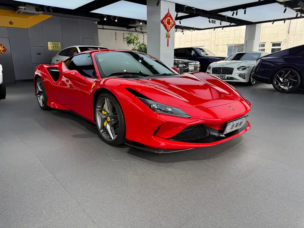 Ferrari F8 2022 — фото 3