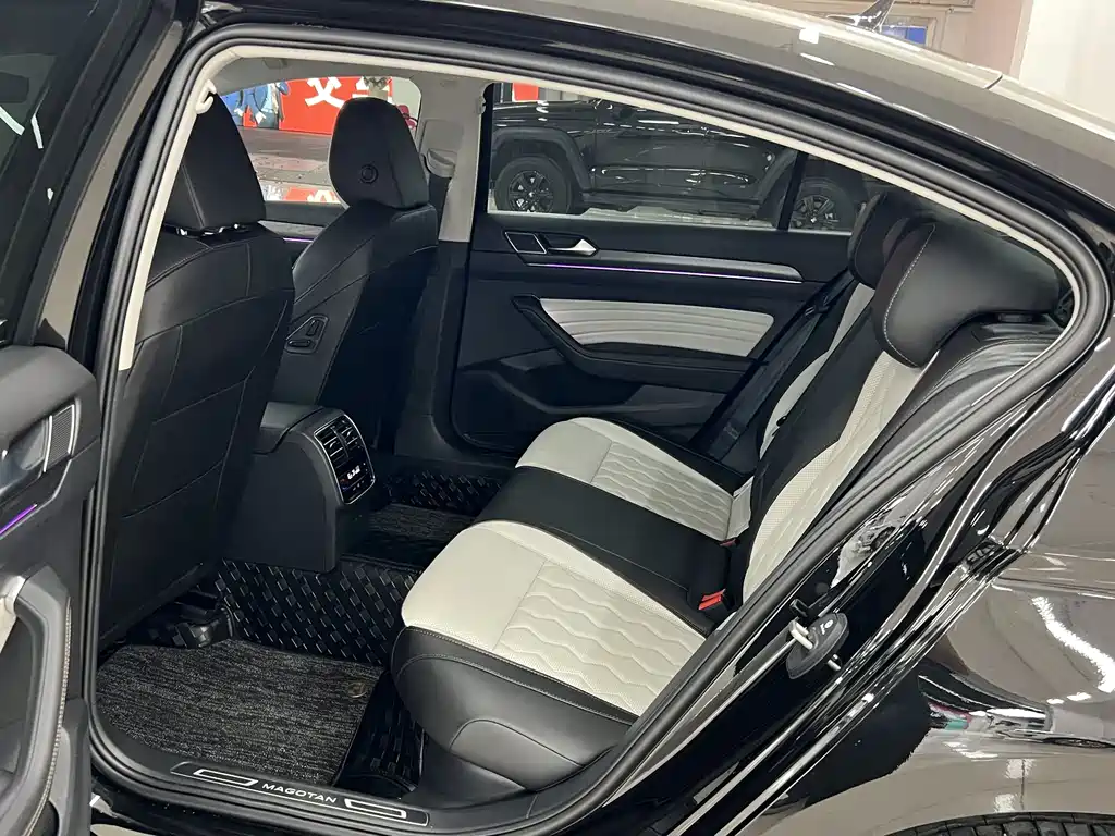 Volkswagen Magotan 2026