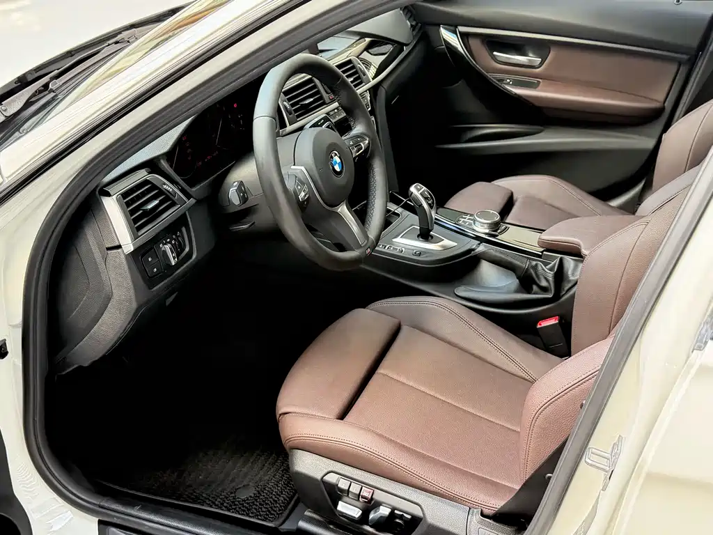 BMW 3 Series 2019