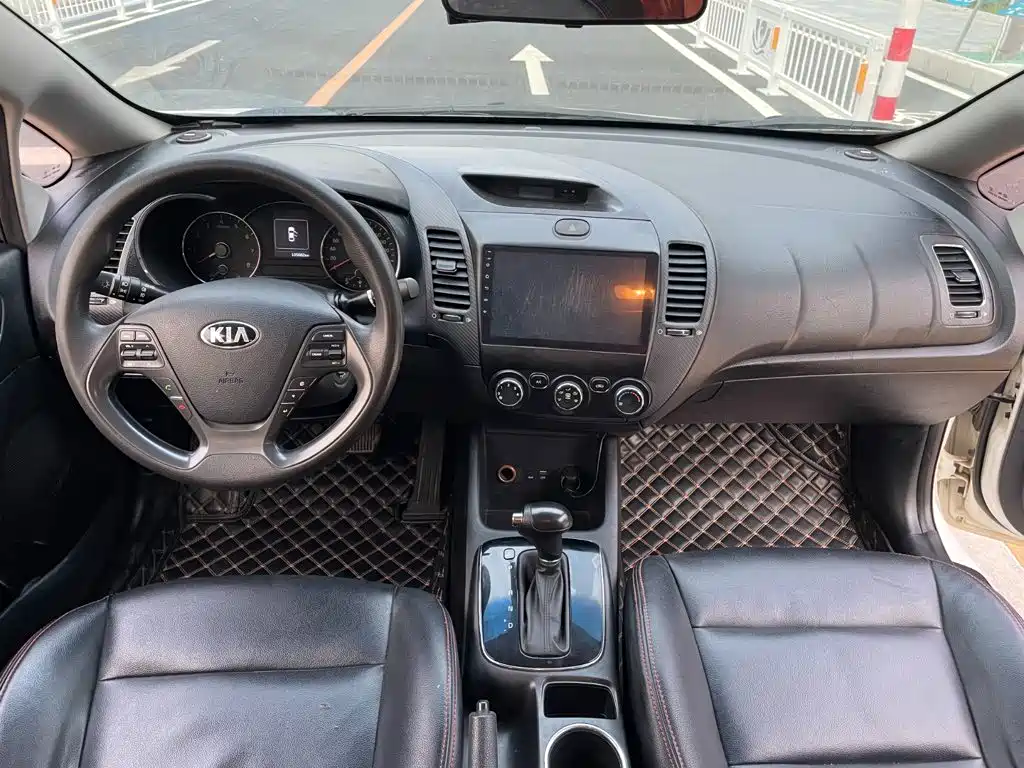 Kia K3 2017