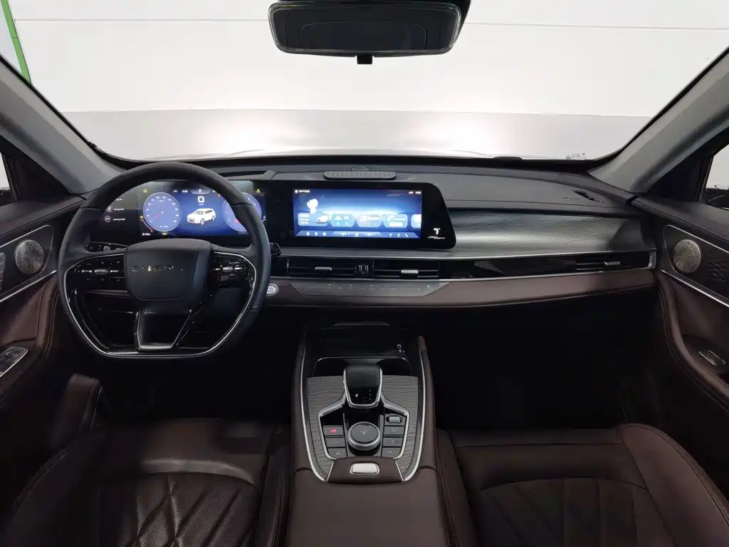 Chery Tiggo 8 PRO 2024