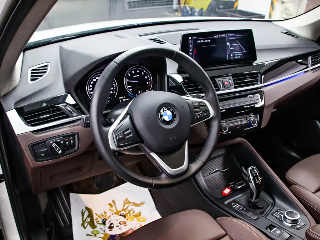 BMW X1 2022 — фото 5