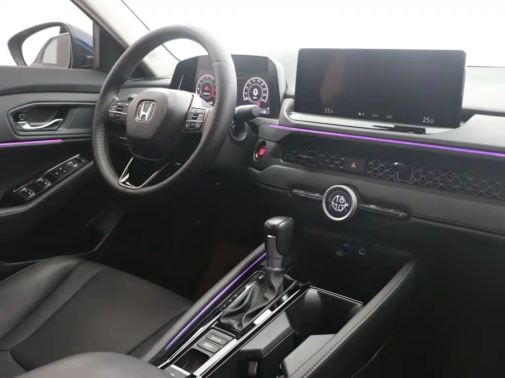 Honda Accord 2024 — фото 13