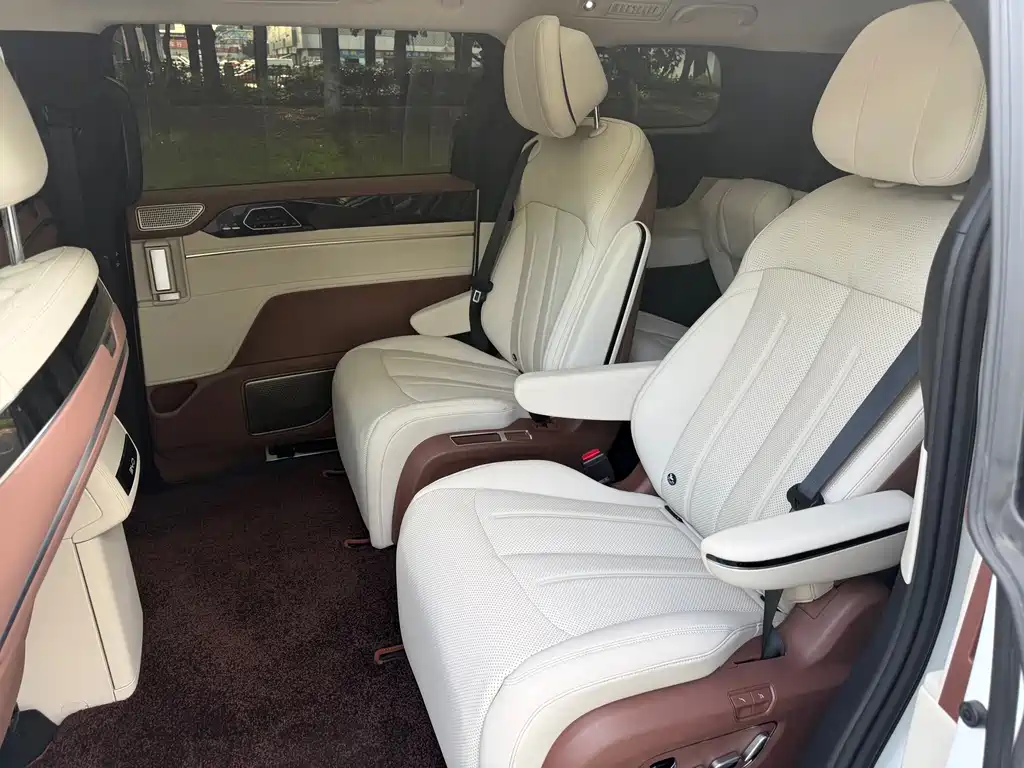 BYD Xia 2025