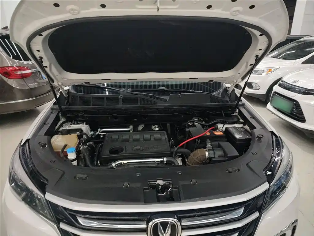 Changan CS85 COUPE 2019 — фото 16