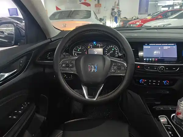 Buick Regal 2025