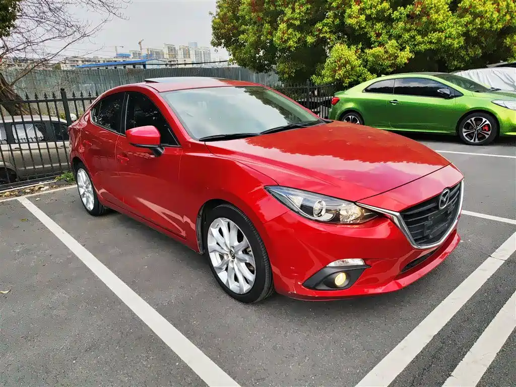 Mazda 3 Axela 2015 — фото 4