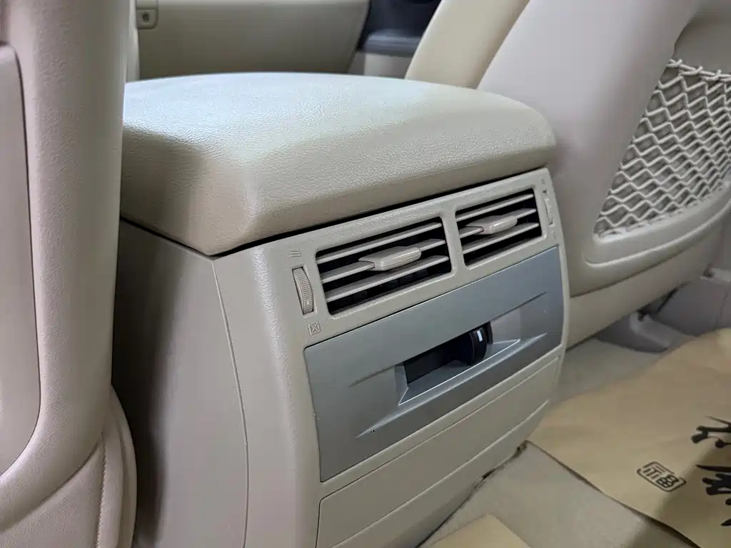 Toyota Land Cruiser 2019 — фото 31