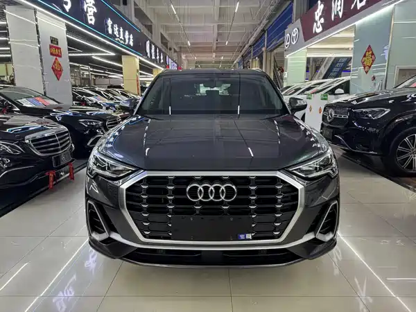 Audi Q3 2022