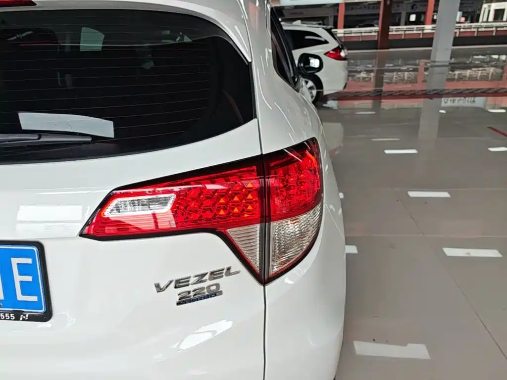 Honda Vezel 2021 — фото 8