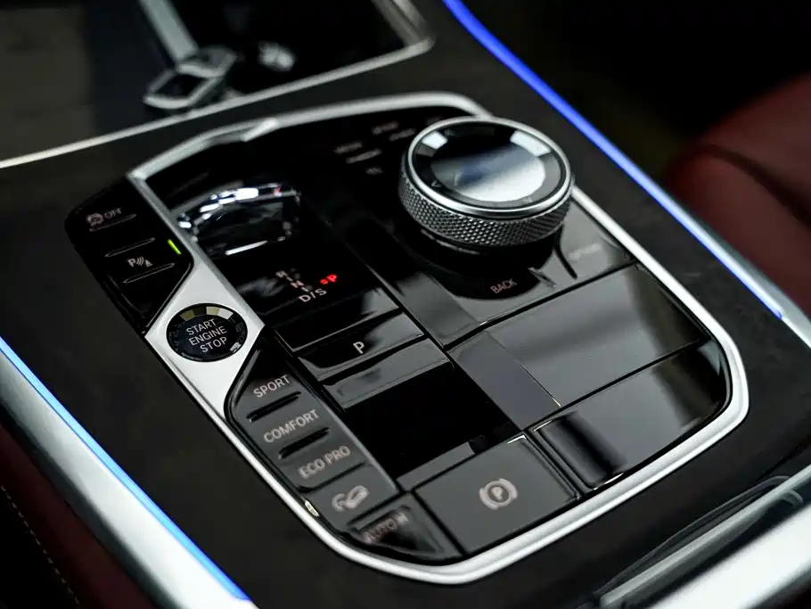 BMW X5 2025 — фото 21