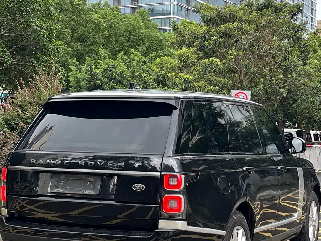Land Rover Range Rover 2019 — фото 13
