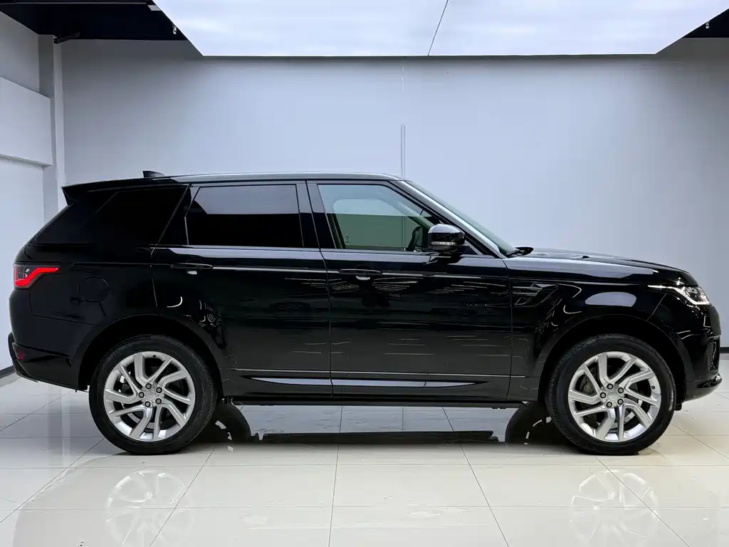 Land Rover Range Rover Sport 2018 — фото 15