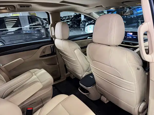 Buick GL8 2026