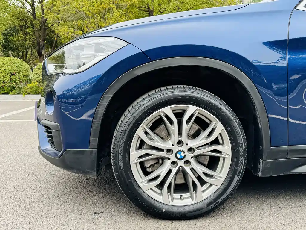 BMW X1 2019 — фото 18
