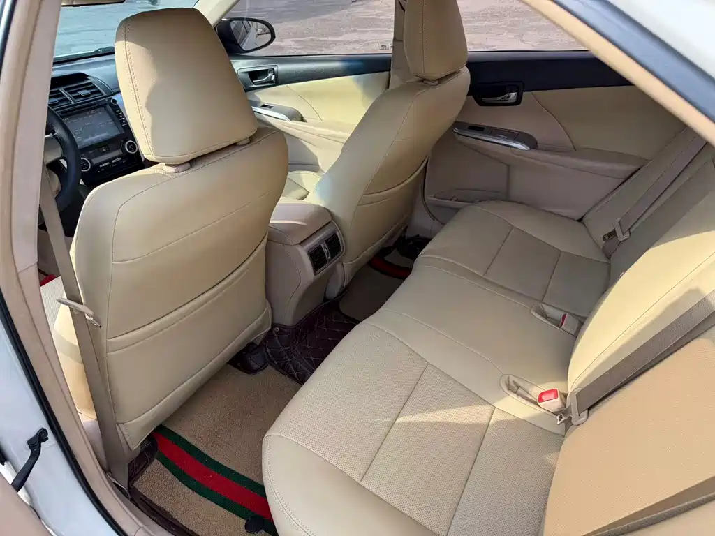 Toyota Camry 2013
