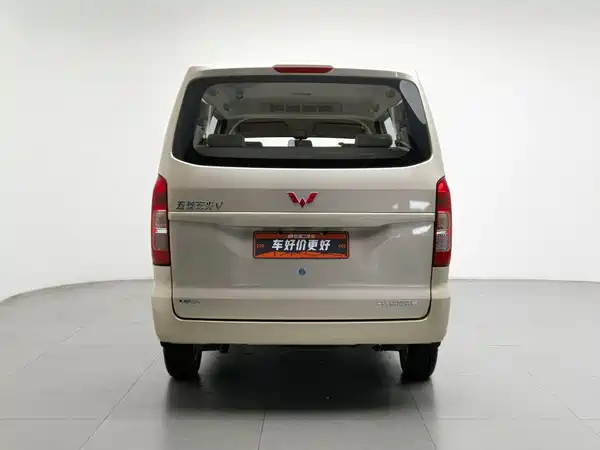 Wuling Hongguang V 2024