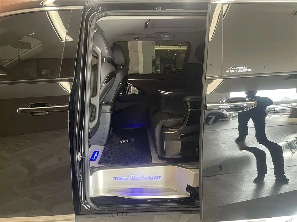 GAC Motor Trumpchi M8 2025 — фото 24