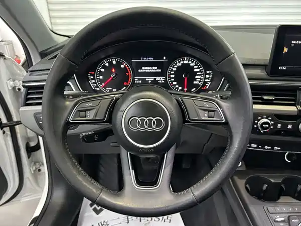 Audi A4L 2017
