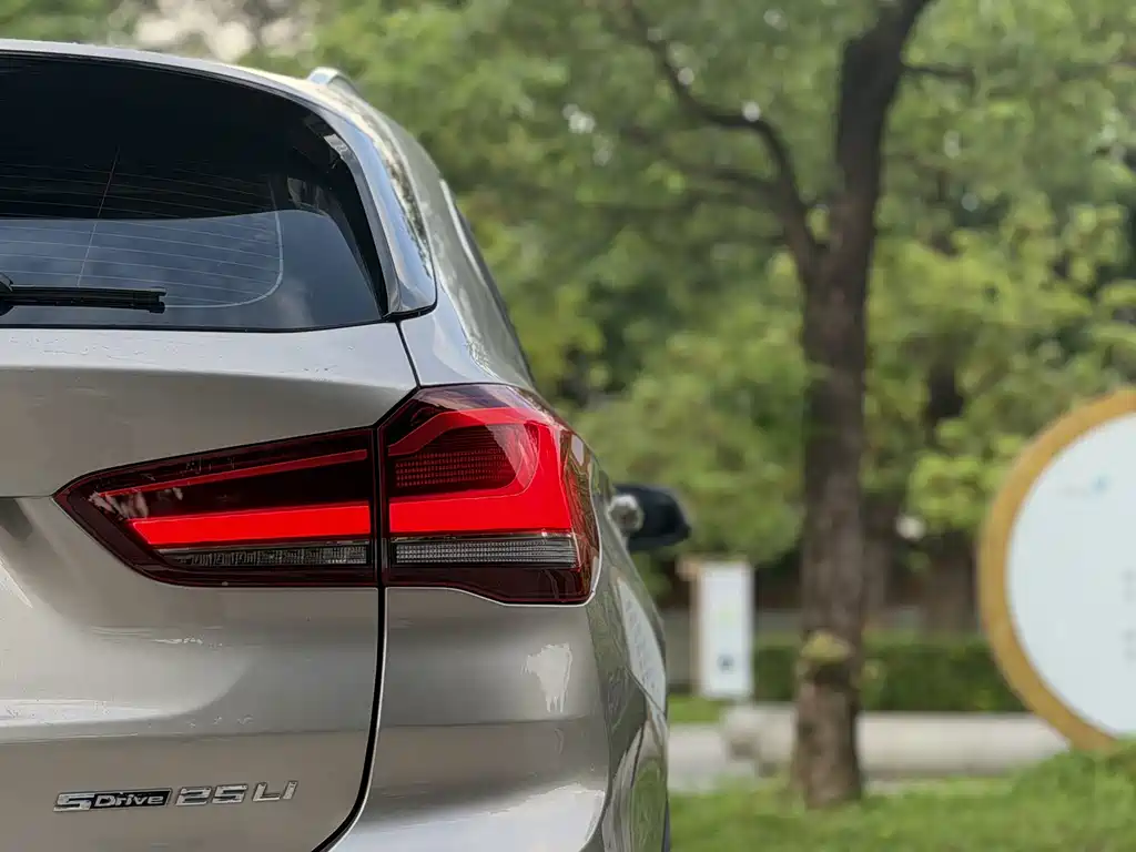 BMW X1 2021 — фото 22