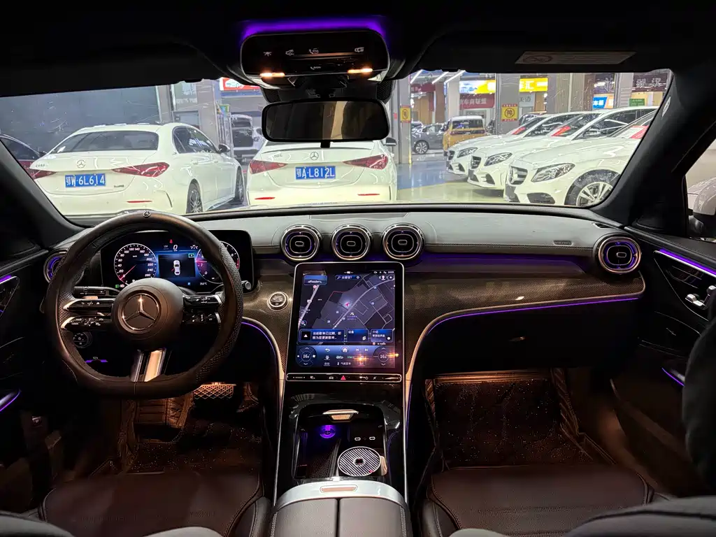 Mercedes-Benz C-Class 2024
