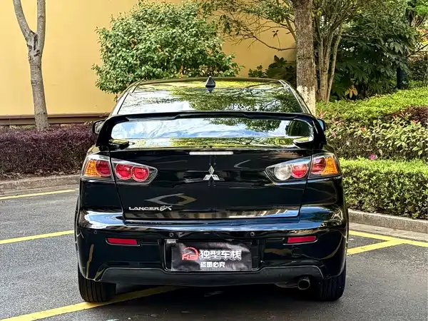 Mitsubishi Lancer EX 2014