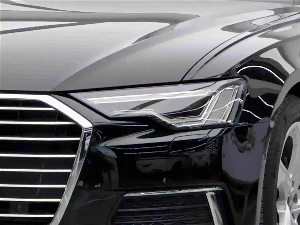 Audi A6L 2022