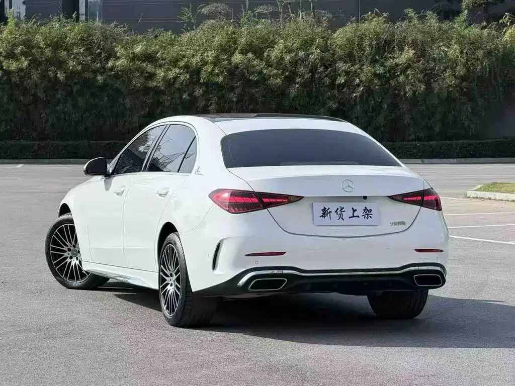 Mercedes-Benz C-Class 2023 — фото 8