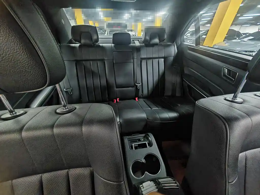 Mercedes-Benz E-Class 2015