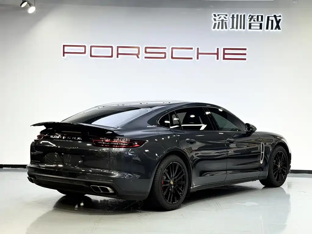 Porsche Panamera 2018 — фото 8