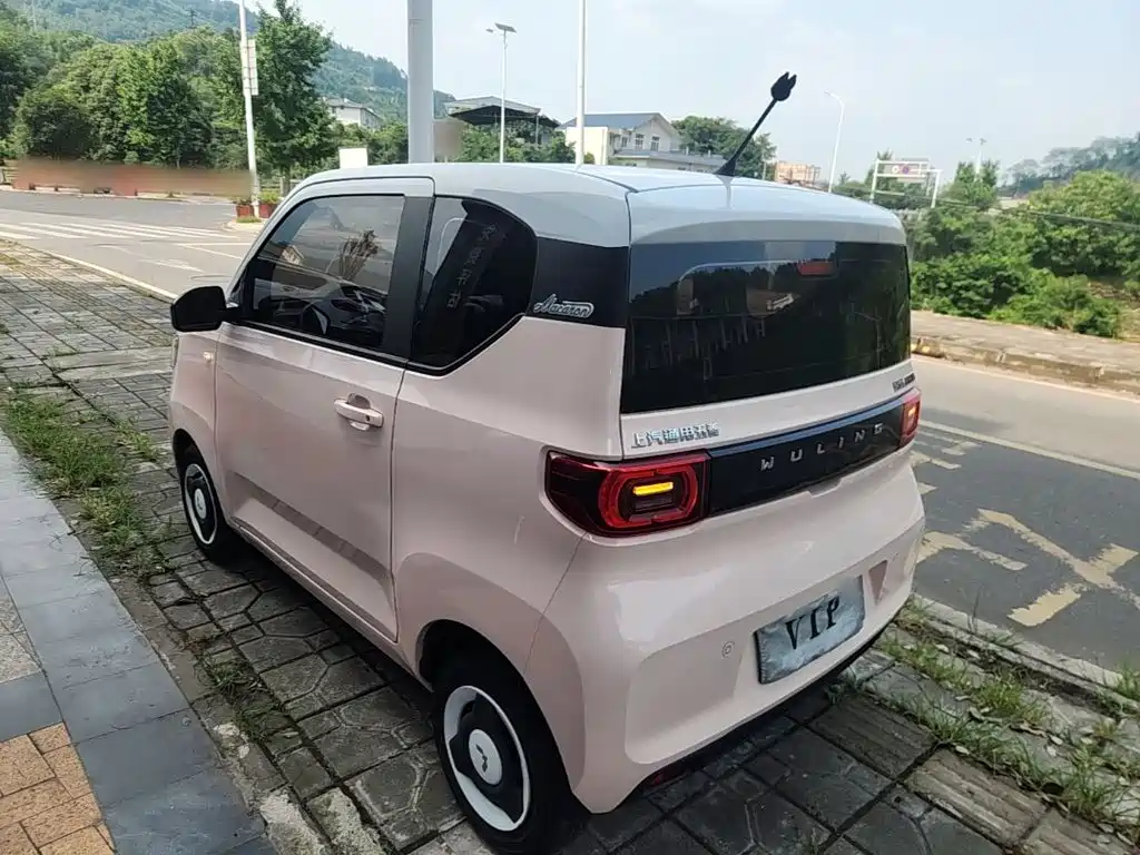 Wuling MINIEV 2023