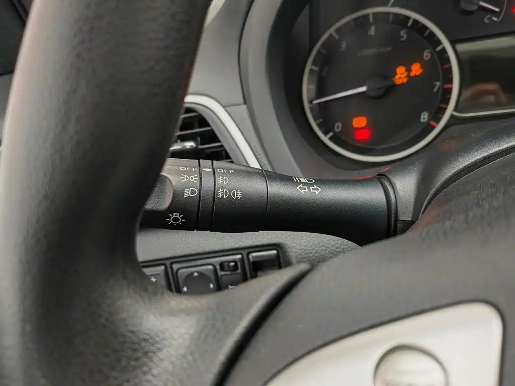 Nissan Sylphy 2018 — фото 21