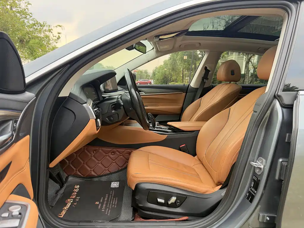 BMW 6 Series GT 2020 — фото 10