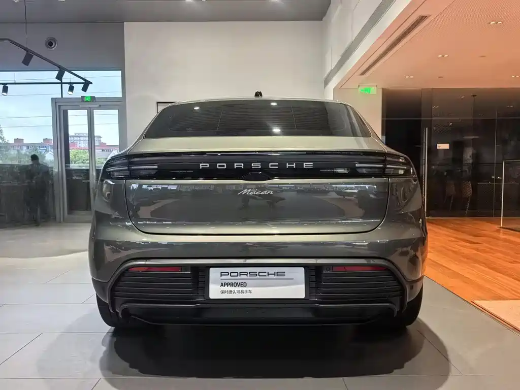Porsche Macan New Energy 2025 — фото 2