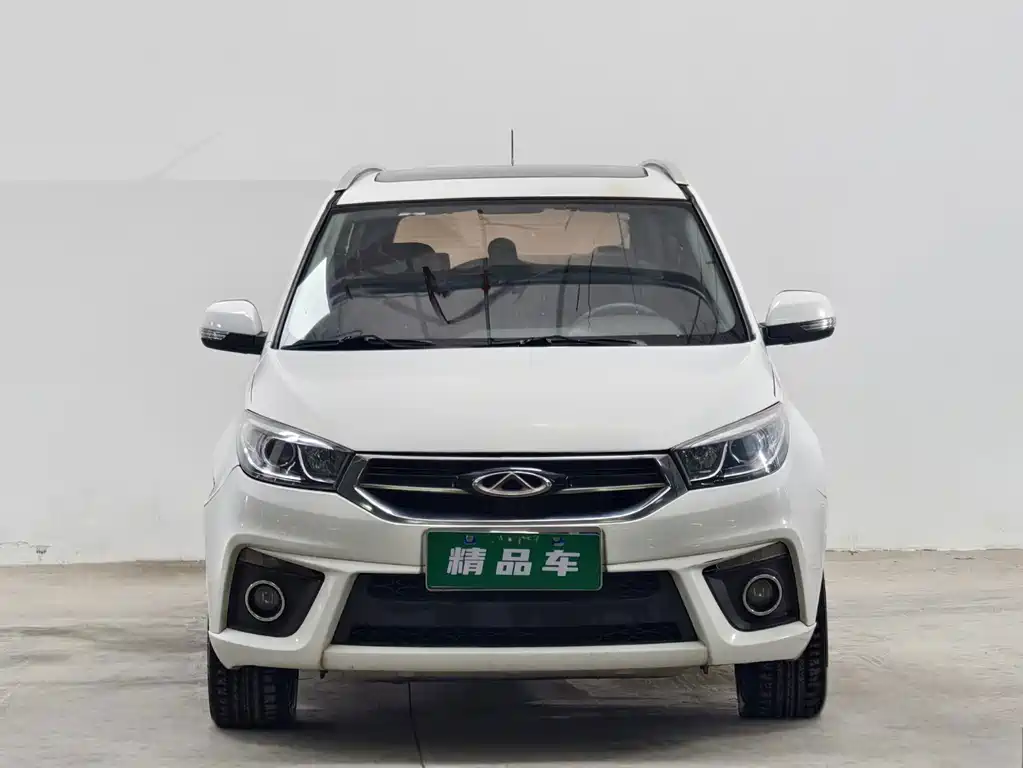 Chery Tiggo 3 2017 — фото 2