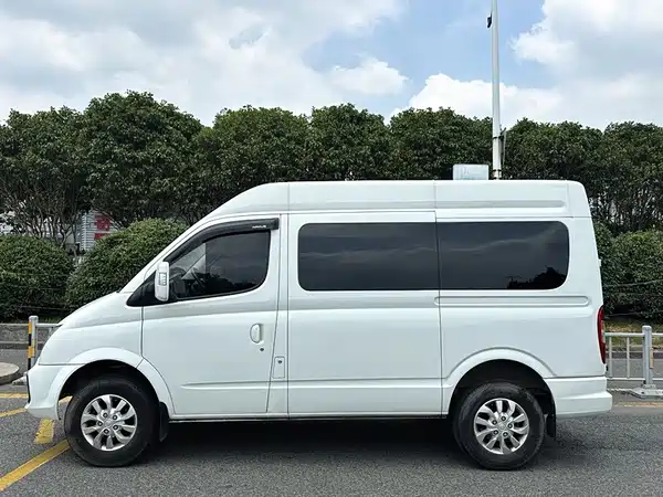 Maxus V80 2022