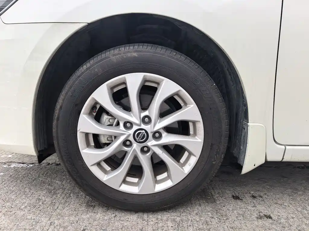Nissan Sylphy 2019 — фото 10
