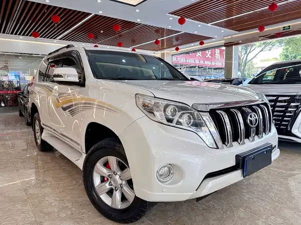 Toyota Prado 2015