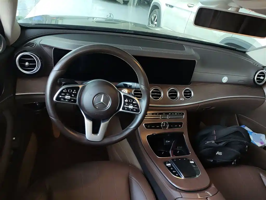 Mercedes-Benz E-Class 2020 — фото 10