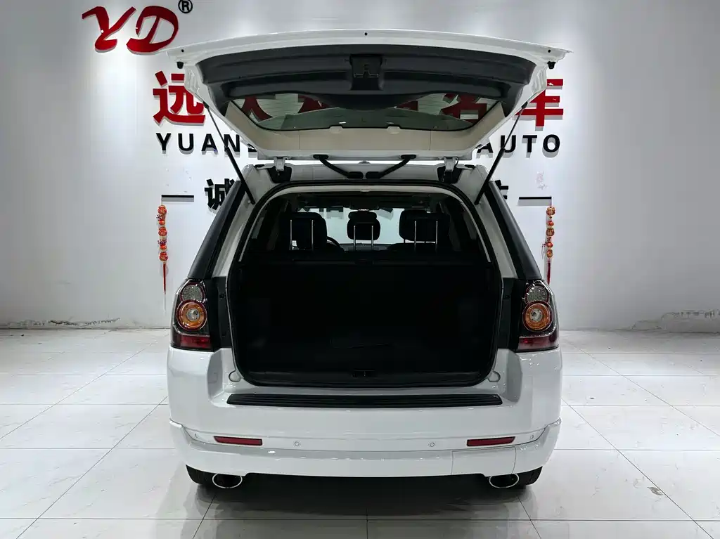 Land Rover Freelander 2 2014 — фото 18