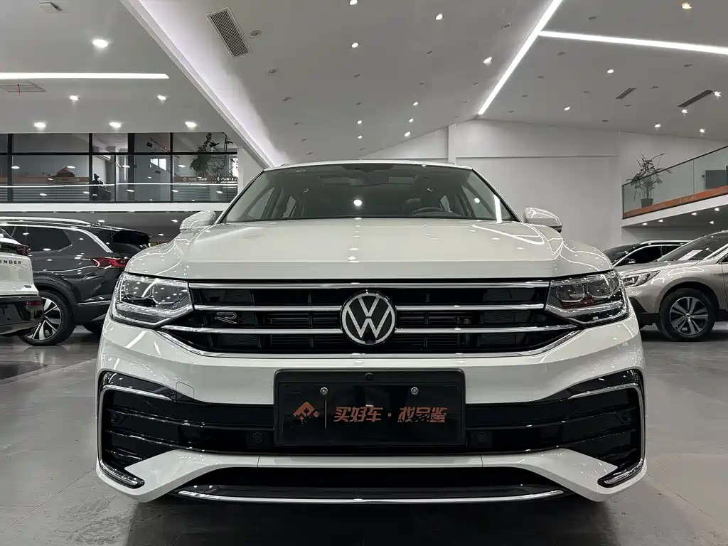 Volkswagen Tiguan L 2025 — фото 6