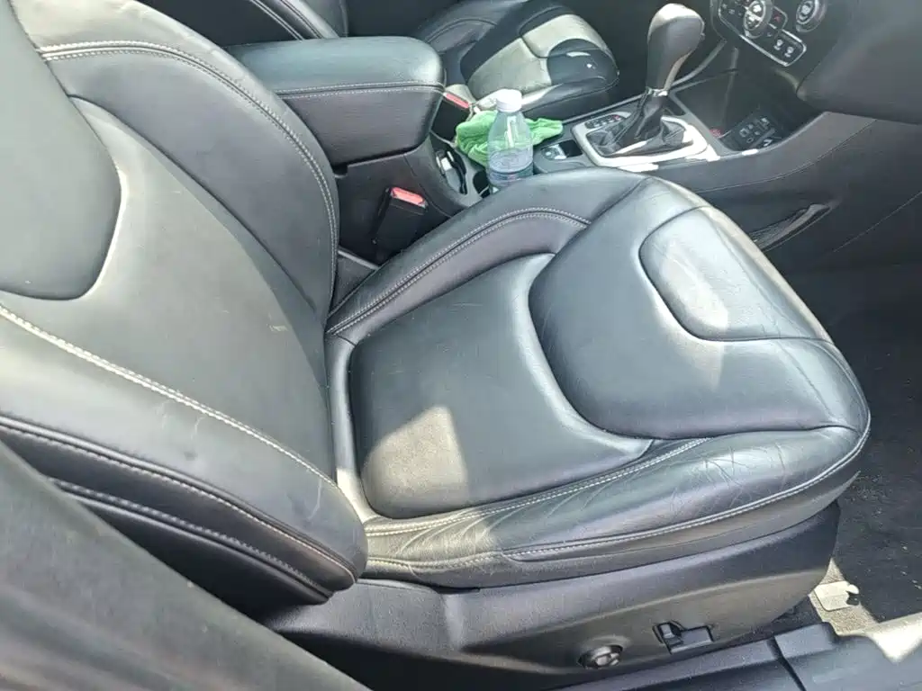 Jeep Cherokee 2016 — фото 25