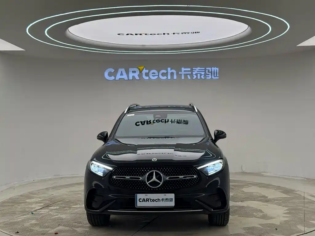 Mercedes-Benz GLC 2025