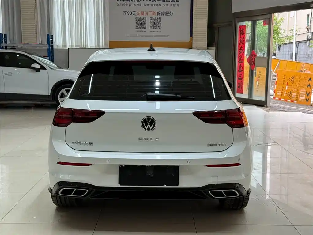 Volkswagen Golf 2022